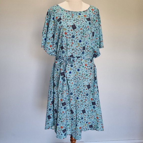 Lorraine LPD Multicolour Teacher Print Shift Dress with Belt Size 14 - Picture 3 of 10